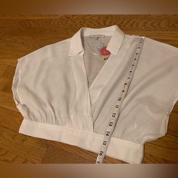 Elastic Waistband Cropped Shirt in White size M - Picture 8 of 10
